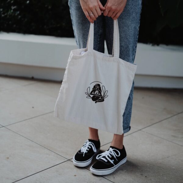 The Yoga Ball Tote - Image 2